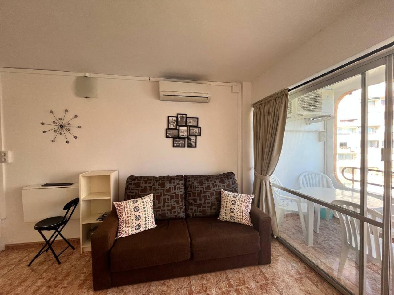 Estudio Con Tres Piscinas Comunitarias Y Pista De Tenis Roses Extérieur photo